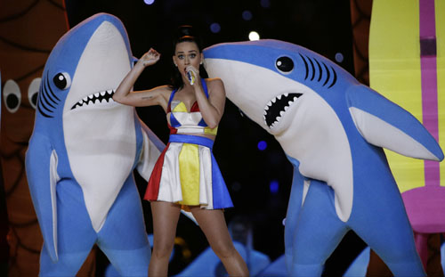 Katy Perry Roars Off Key at Pepsi Halftime Show