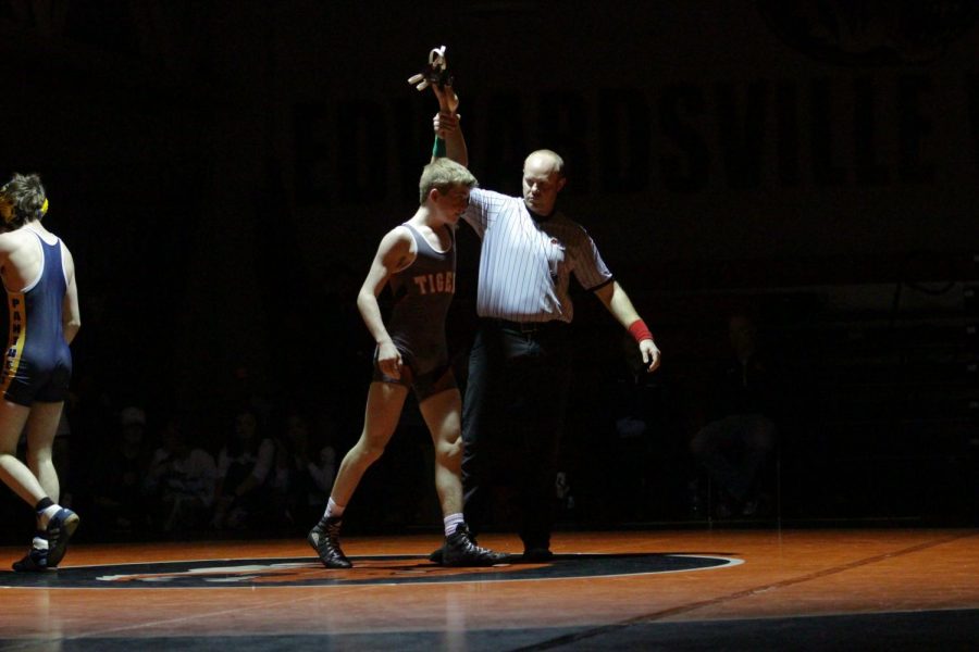 Sophomore Conner Surtin wins a match on Dec. 29.