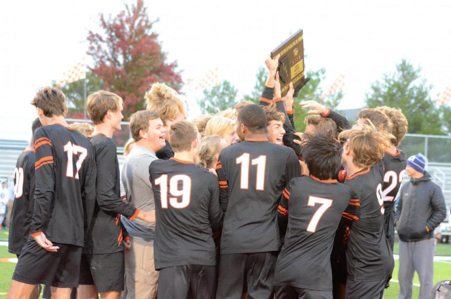 Boys Soccer Settles Season with Third Place at State