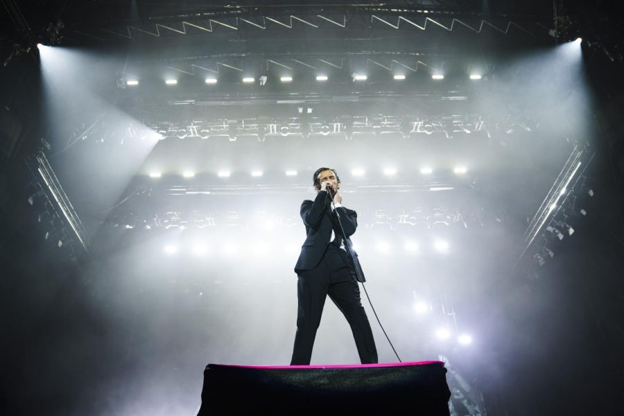 Matthew Healy performs at the Reading Music Festival, England, Sunday, Aug. 28, 2022. Courtesy of AP Images. 