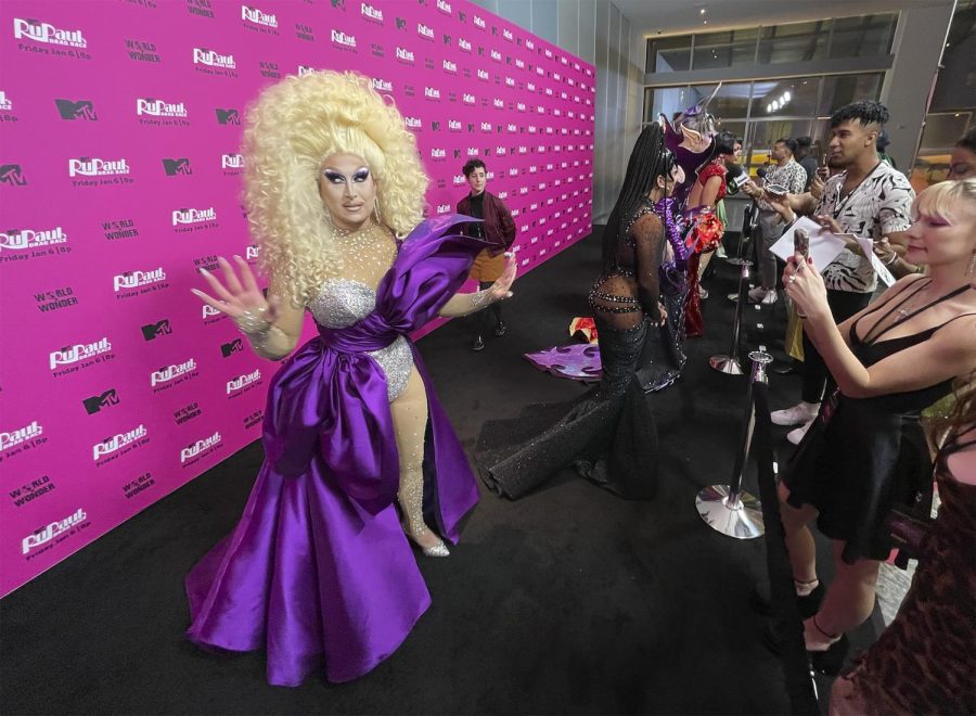 Drag star Loosey Laduca arrives at the season 15 premiere of "RuPaul's Drag Race."