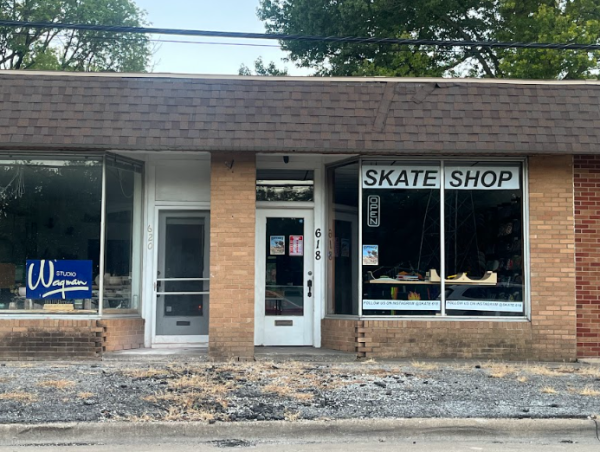 The new skate shop, Skate 618, opened with an effort to introduce skating in Edwardsville.