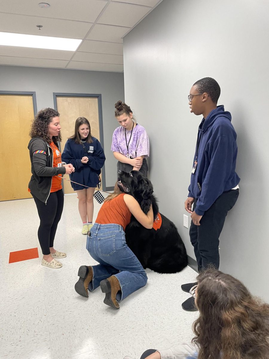 Students take their time to enjoy Mauis company during their lunch periods on Thursday, Oct. 18.