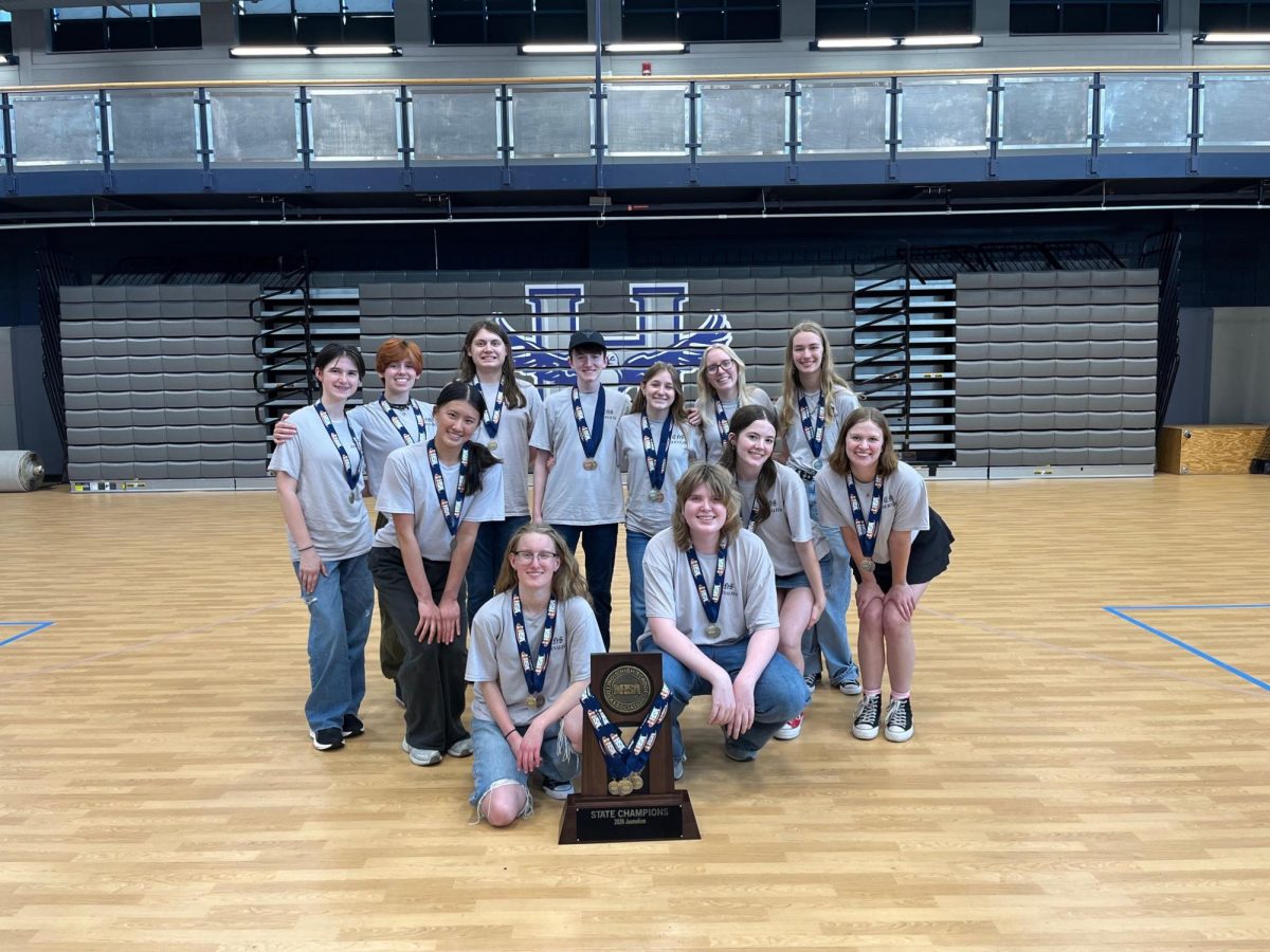 EHS journalism team takes trophy at state